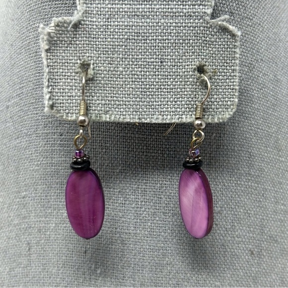 Vibrant Abalone Shell Purple Dangle Earrings Silver Tone Hook Mother of Pearl - Picture 2 of 7